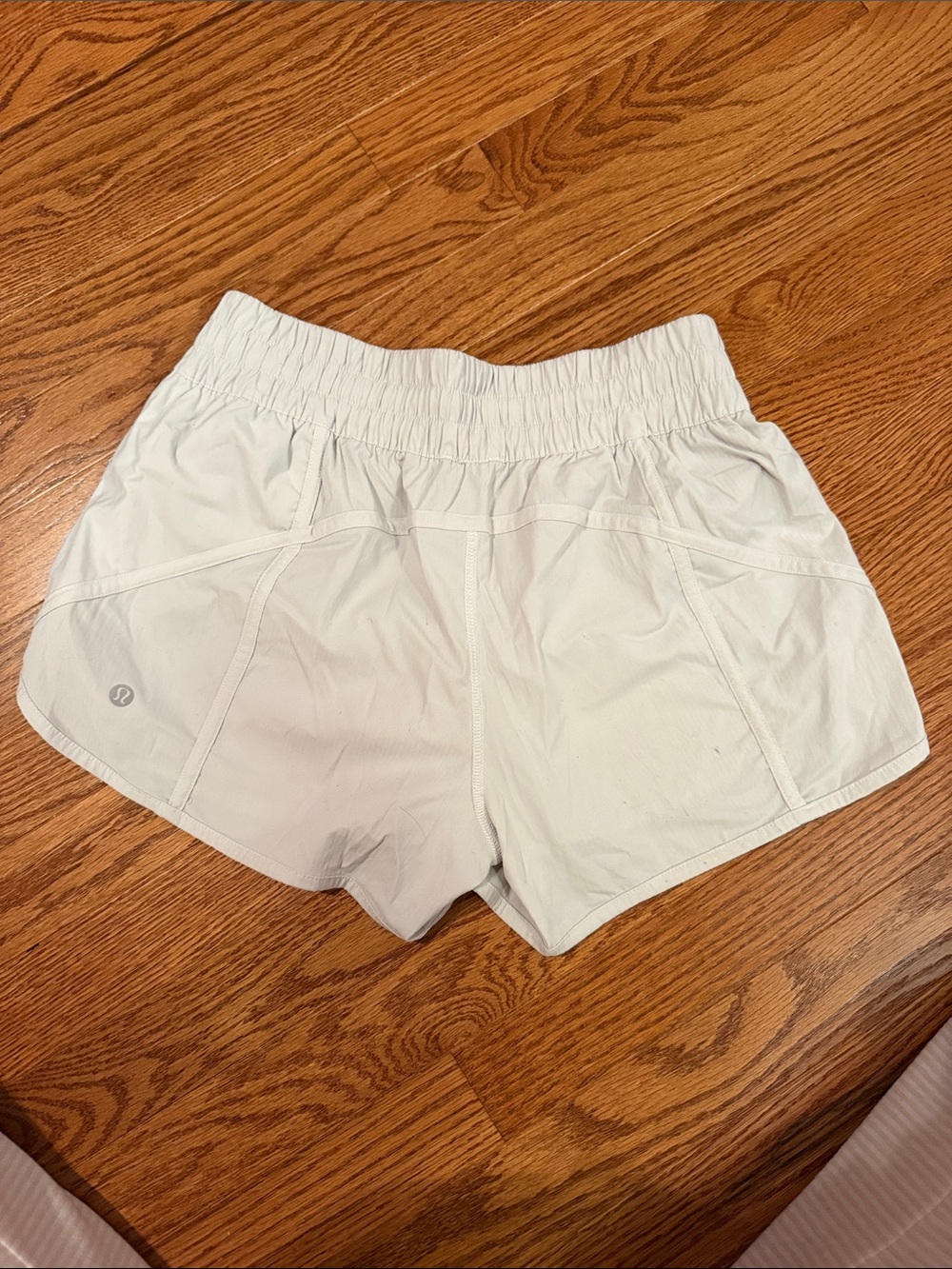 Lululemon white 4in Track That shorts - Picture 2 of 5
